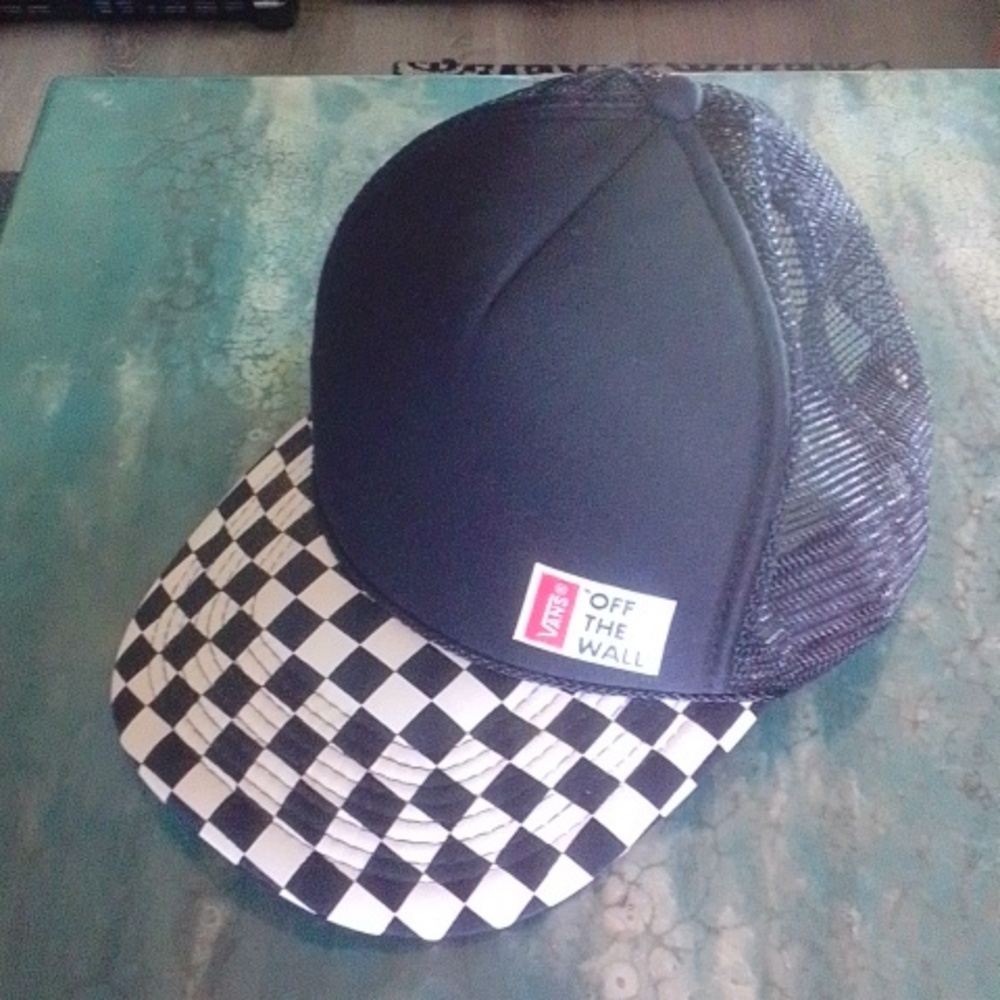 Vintage Vans off the wall hat